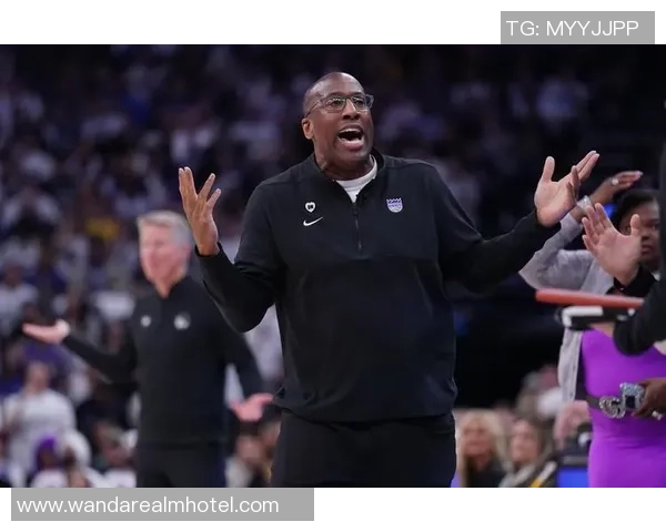 NBA官方:骑士因违反联盟球员参赛政策罚款25万刀 NBA官方:骑士因违反联盟球员参赛政策罚款25万刀